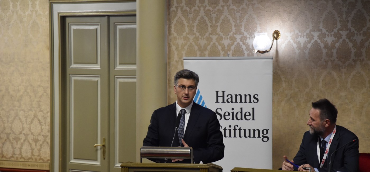 Članstvom u EU Hrvatska je ojačala svoj međunarodni položaj, sljedeći ciljevi su Schengen i Eurozona